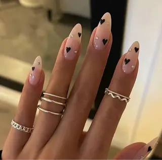 ミディアム Daifuku nailsのネイルデザイン