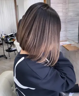 ショート カラー パーマ ヘアアレンジ メンズ キッズ ネイル マツエク・マツパ ハイライト、レイヤー カット/西梅田/中西のヘアスタイル
