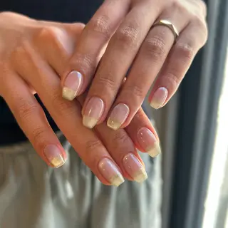 ネイル シンプルネイル Ezura Yumiのネイルデザイン