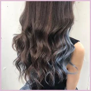 ロング パーマ ヘアアレンジ 八巻 晴香のヘアスタイル