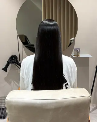 ロング 井山 葵のヘアスタイル