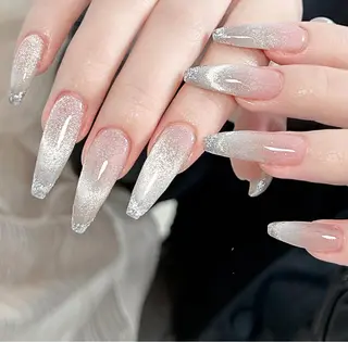 ネイル Lyna 池袋のネイルデザイン