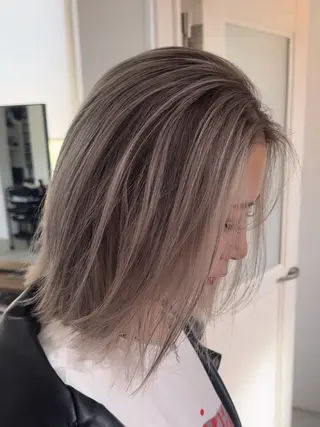 ミディアム 榎本 瑞貴のヘアスタイル