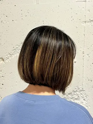 ミディアム カラー 中居 蒼士のヘアスタイル
