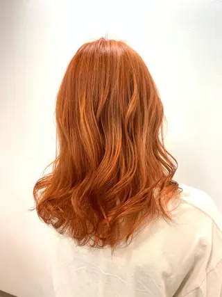 セミロング カラー i'll 未空のヘアスタイル