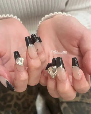 ネイル SALON ELVI.のネイルデザイン
