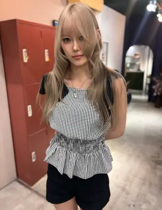 ロング カラー 🧡梅田ハイトーン/ 複雑履歴🧡runaのヘアスタイル
