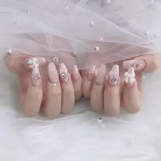 ネイル Cherie mu AYAKAのネイルデザイン