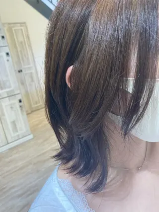 ミディアム 佐藤 睦月のヘアスタイル
