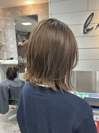 ミディアム レイヤー/艶髪カラー 森本くるみのヘアスタイル