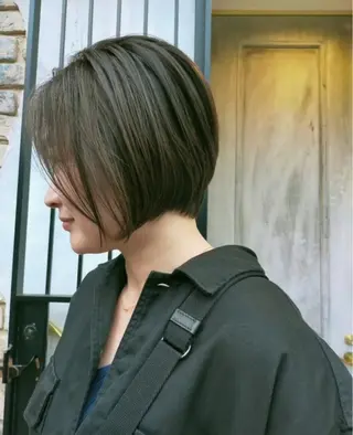 ショート 秋田弥生 /縮毛矯正/艶カラーのヘアスタイル