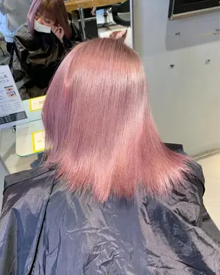 ミディアム カラー パーマ ヘアアレンジ メンズ キッズ ネイル マツエク・マツパ 酸性ストレート 髪質改善大槻勇樹のヘアスタイル