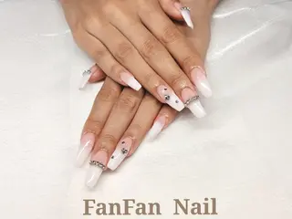 ネイル RUE FANFANNAILのネイルデザイン