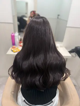 ロング カラー ラベンダー💜 グレージュ🩶のヘアスタイル