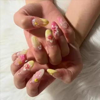 セミロング mao .のネイルデザイン