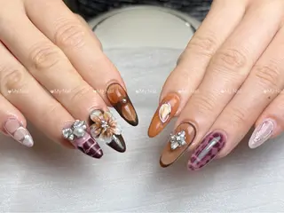 ミディアム My Nail Salonのネイルデザイン