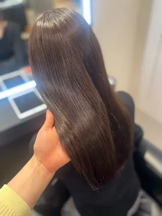 セミロング 髪質改善・水素カラー ARIA(ému)のヘアスタイル