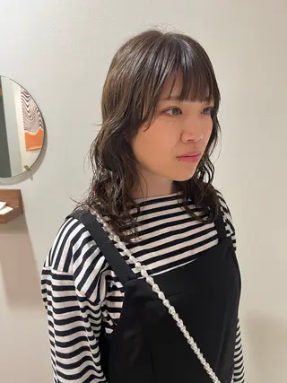 ミディアム パーマ nishi fuyumiのヘアスタイル