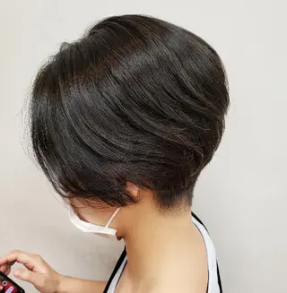 ショート 💜𝑳𝑼𝑵𝑨 🌻母良田愛美🌻のヘアスタイル