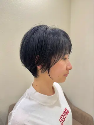 ショート ショートカットなら 前平友慈のヘアスタイル