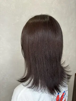 ミディアム カラー 横路 めぐみのヘアスタイル