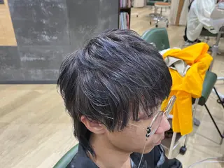 カラー メンズ 菊池 蓮のヘアスタイル