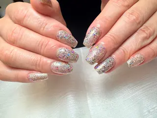 ネイル MEO NAIL 中野 研修ネイリストのネイルデザイン