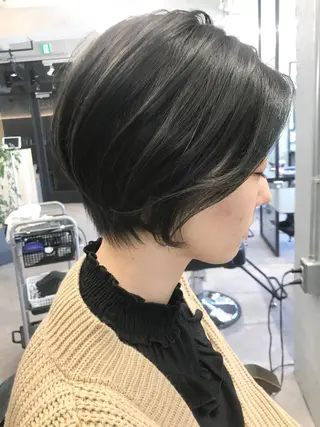 ショート カラー 色気レイヤー& ショートはお任せ🌟のヘアスタイル