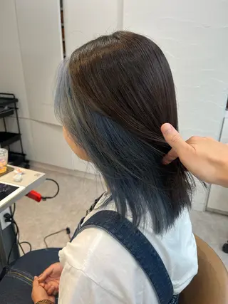 ミディアム カラー うしだ かおるのヘアスタイル