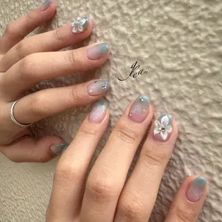 ネイル gleam✴︎ sayakaのネイルデザイン