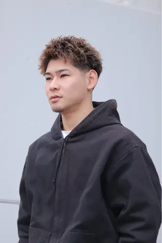ショート パーマ メンズ 山口 陽平のヘアスタイル