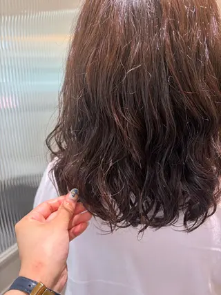 ミディアム パーマ かけだ まゆのヘアスタイル