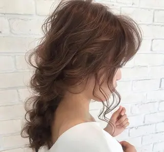 ロング ヘアアレンジ あやか 白髪ぼかしハイライトのヘアスタイル