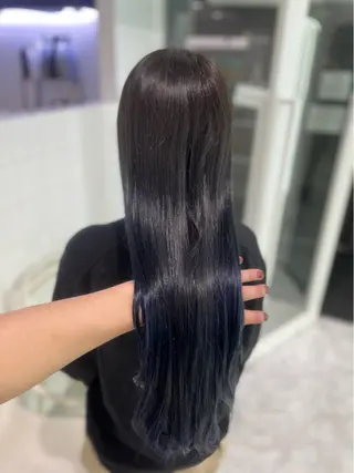 ロング カラー ハイトーンカラー 🦄レイヤーカットのヘアスタイル