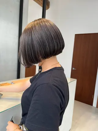 ショート カラー 林 美優のヘアスタイル