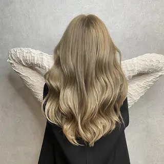 ロング 松本 千夏のヘアスタイル