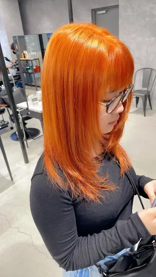 セミロング カラー LUXBE LUCE 愁のヘアスタイル