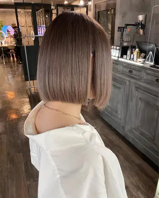 ショート Mika XELVEのヘアスタイル