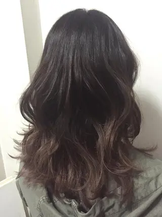 ミディアム カラー パーマ 若杉 諒のヘアスタイル