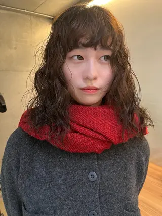 ミディアム レイヤーカット\ウル フ　chinatsuのヘアスタイル