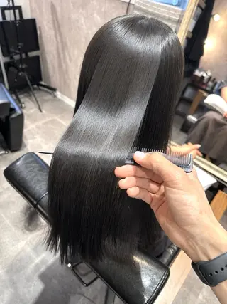 ロング quill クイル　ツボイタクマのヘアスタイル