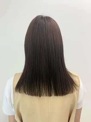 セミロング カラー パーマ ヘアアレンジ メンズ キッズ ネイル マツエク・マツパ アイブロウ 似合せレイヤー/ 柔らか透明感カラーのヘアスタイル