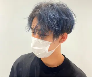 パーマ メンズ カマチョ タイスのヘアスタイル