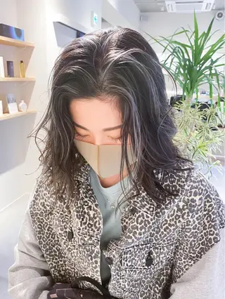 ミディアム カラー 勝河 怜楊のヘアスタイル