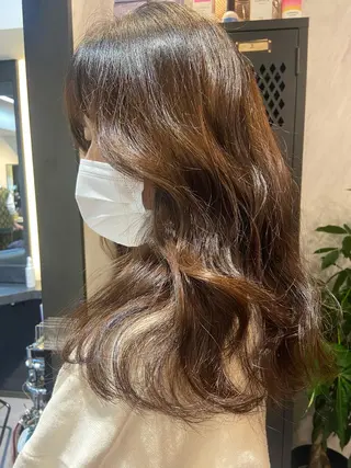 セミロング 髪質改善 永田零亜のヘアスタイル
