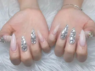 ネイル Rei _Nail 新宿のネイルデザイン