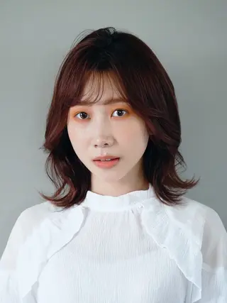 ミディアム カラー ヘアアレンジ 山田 みかのヘアスタイル