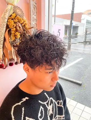 メンズ フェザーパーマ🧢 清潔感/池田梨紗のヘアスタイル