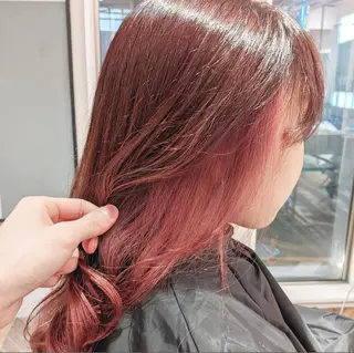 セミロング 【ブリーチ縮毛矯正】 TAKUMIのヘアスタイル