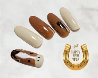 ネイル nail room gratia のネイルデザイン
